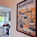 Podzamek Валбжих