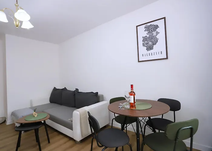 Апартаменты Podzamek Валбжих